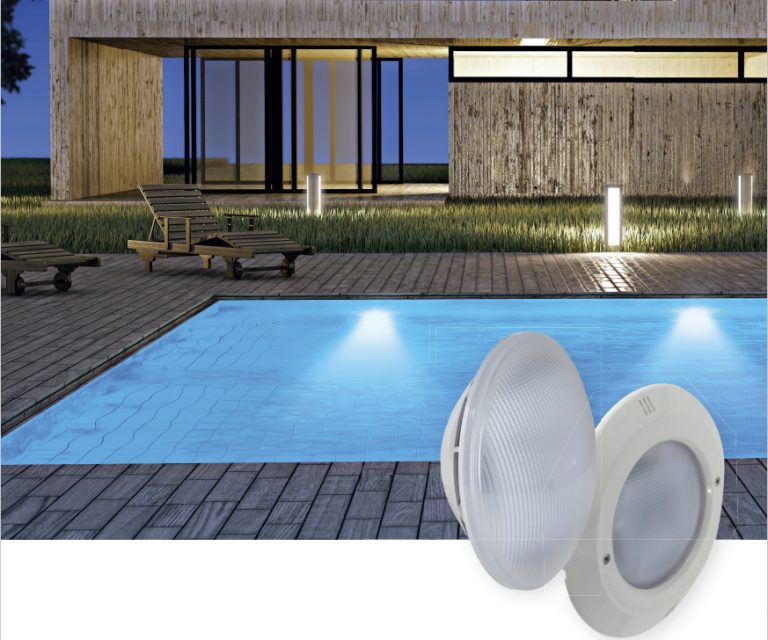 Nueva iluminación LED AstralPool LumiPlus Essential